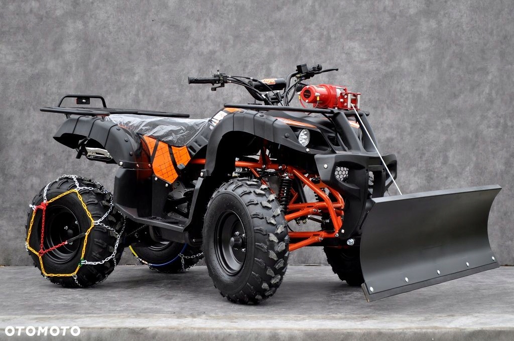 QUAD KXD 250/200CM3 z pługiem i wyciągarką