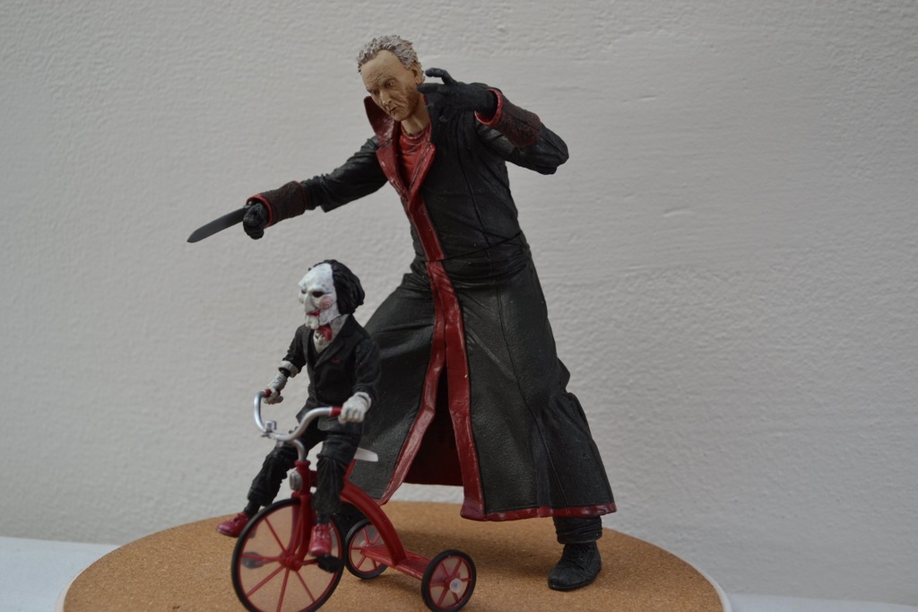 Piła Figurka NECA Jigsaw Killer the saw 7305492204 oficjalne