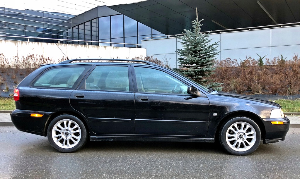 Volvo V40 2.0 turbo, Sport Edition, Serwis, navi