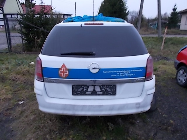 OPEL ASTRA H KOMBI ZDERZAK TYŁ TYLNY DEMONTAŻ