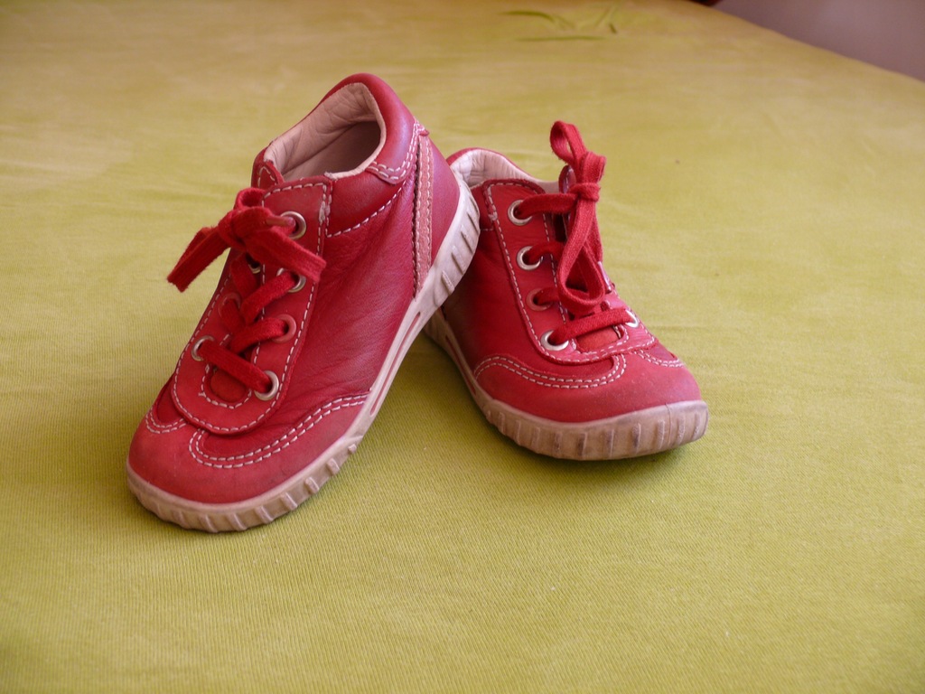 Buty dziecięce ECCO rozmiar 23 dla dziewczynki