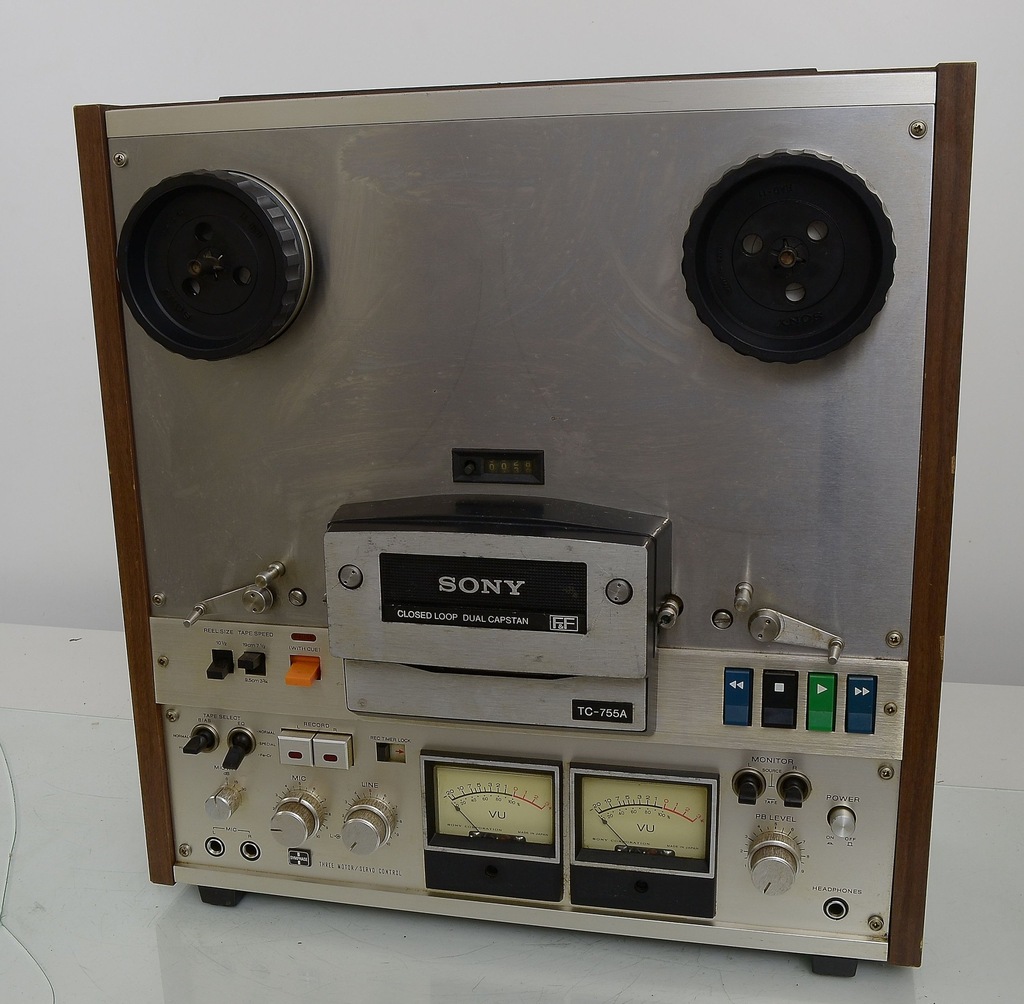 Sony TC-755A Stereo Tapecorder (1975-76)