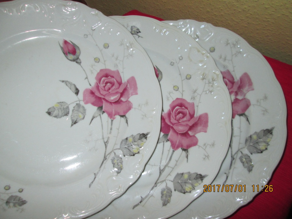 PŁYTKIE OBIADOW TALERZE-3SZT.-PORCELANA WAŁBRZYCH