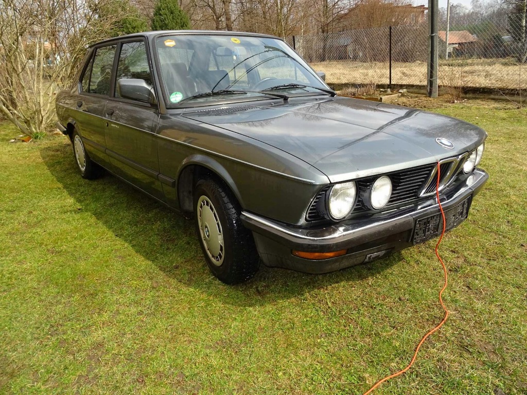 BMW E28 ETA 525e Manual 1986 Skóry, Szpera