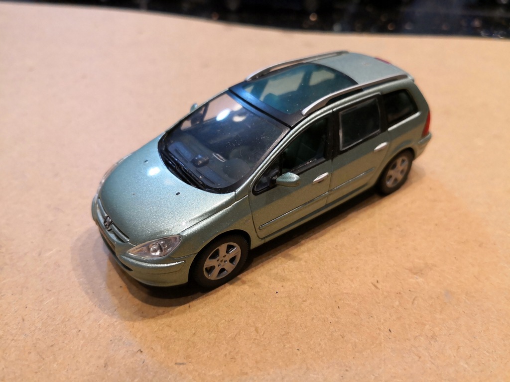 PEUGEOT 307 SW 1:43 NOREV