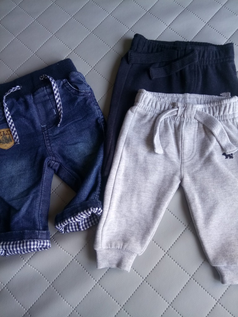 Early days- spodnie chłopięce r.62 jeans i dresowe
