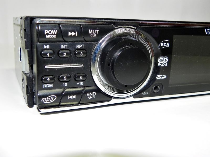 RADIO SAMOCHODOWE VOICE KRAFT VK 8612