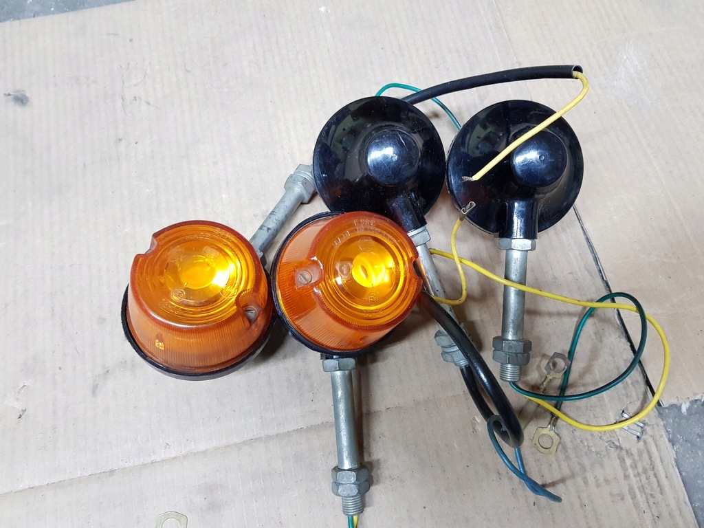 Nowe Oryginalne kierunkowskazy WSK 175 Kobuz PRL