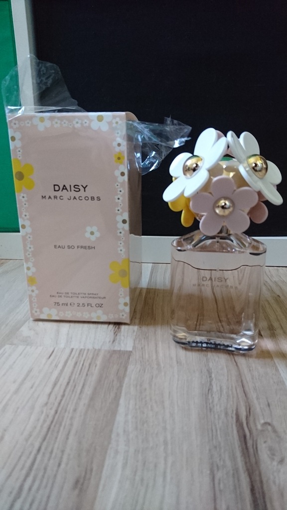 Douglas daisy marc discount jacobs