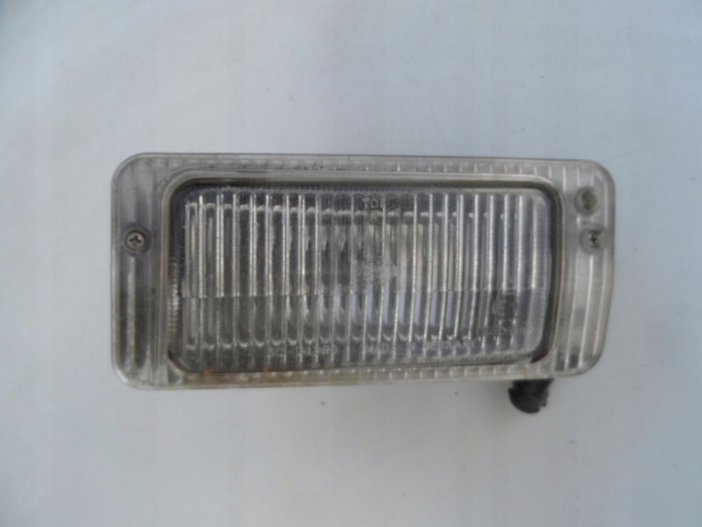 AUDI 80 B3 HALOGEN PRAWY PRZÓD