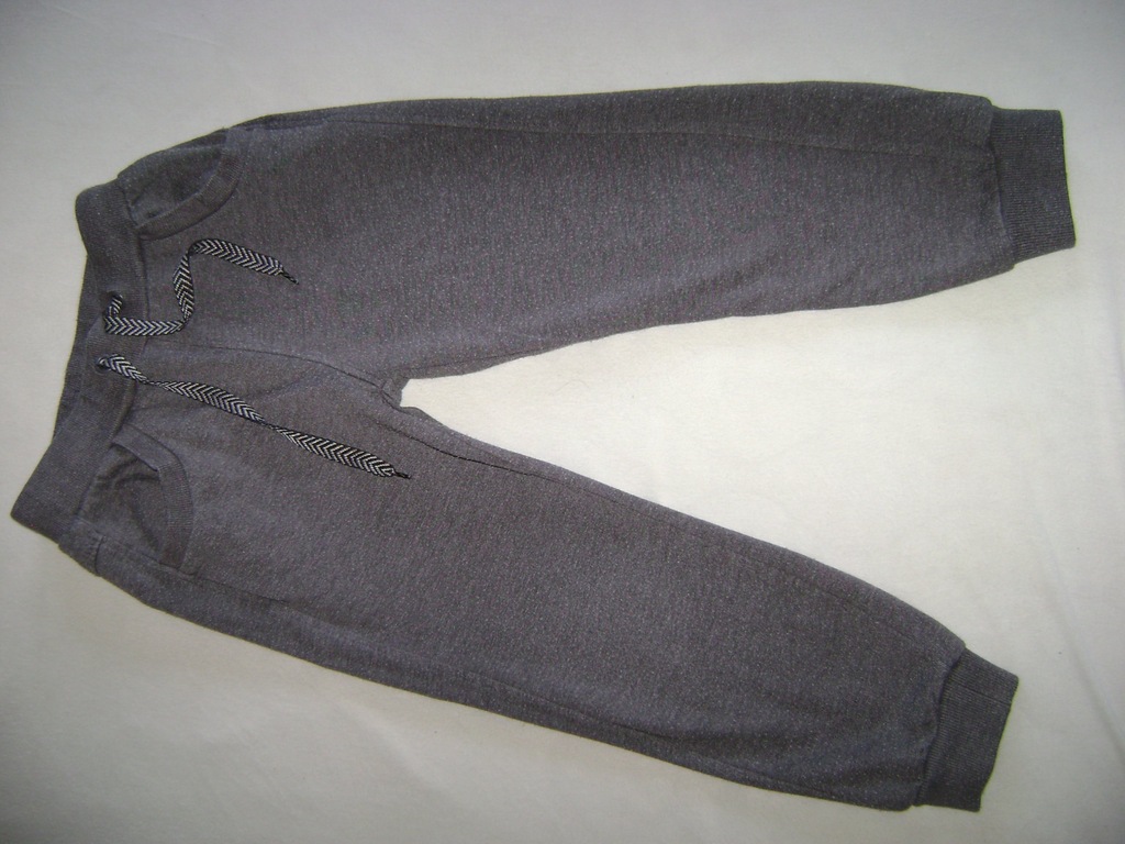 Spodnie dresowe,DRESY, COCCODRIOLLO  116 cm. szare