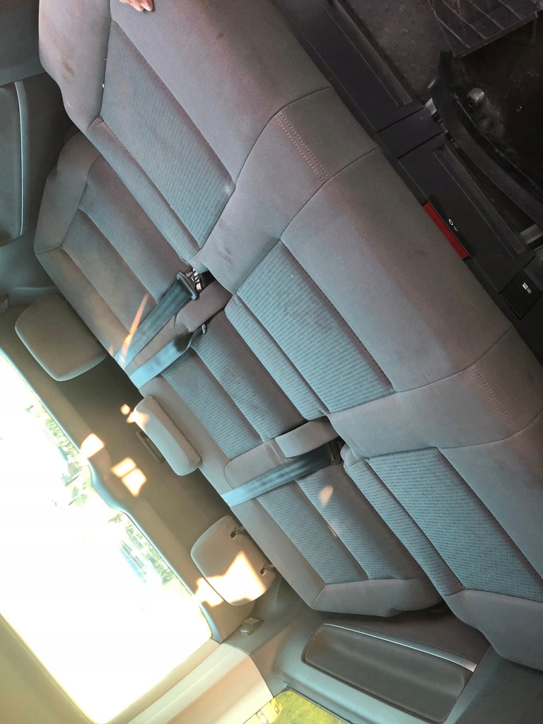 KANAPA ROZKŁADANA ŁÓŻKO TYŁ VW T5 MULTIVAN ŁADNE