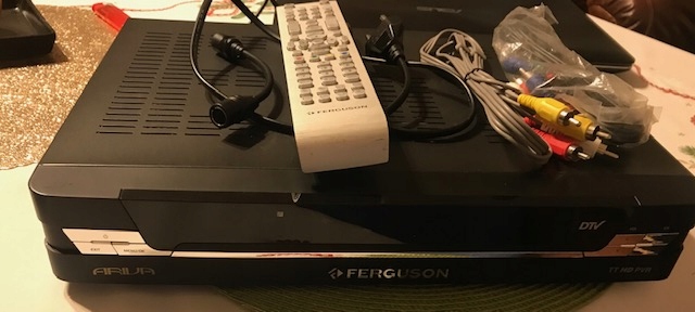 TUNER DEKODER FERGUSON ARIVA TT HD PVR 500GB