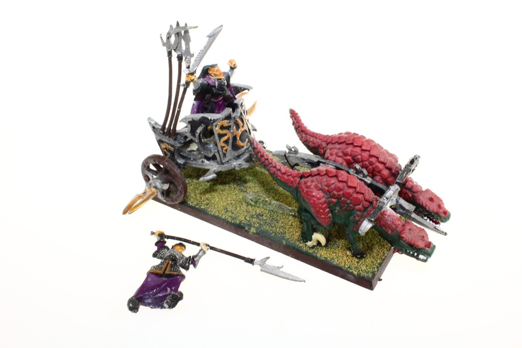 Dark Elf Cold One Chariot figurka metal