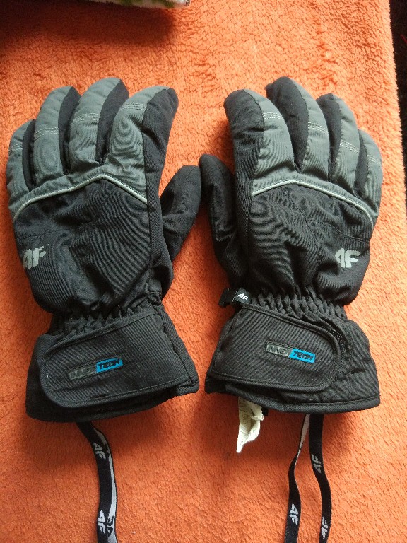 Rękawice narciarskie 4F S (7-7,5)