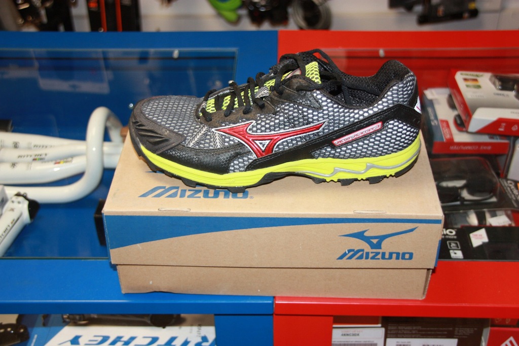 Mizuno wave harrier clearance 3