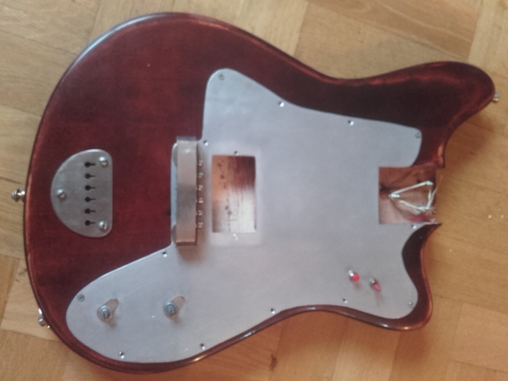 Korpus Gitary Jaguar + aluminiowy pickguard