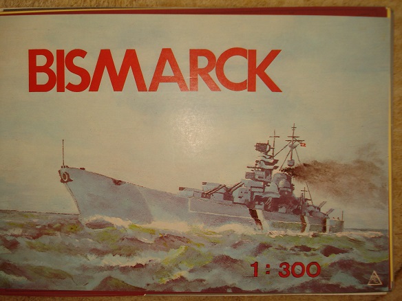 Pancernik Bismarck 1:300 Arsenał