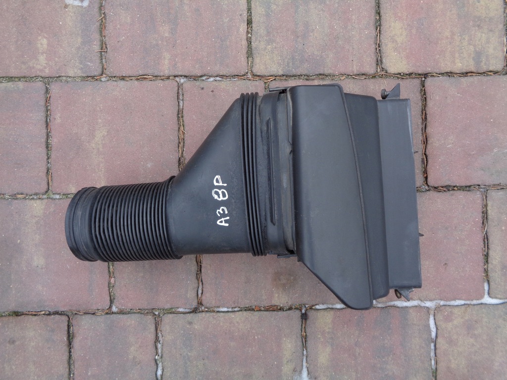 WLOT POWIETRZA AUDI A3 8P 2.0 TFSI