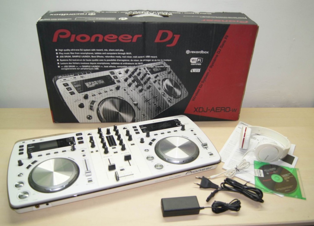 Pioneer XDJ-AERO ____ biała konsoleta dla DJ-a !!!