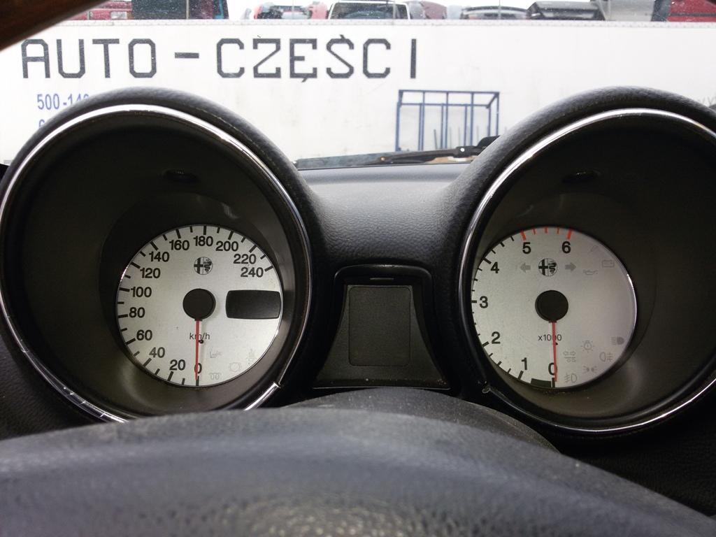 ZEGARY obrotomierz Alfa Romeo 156 1,9 JTD
