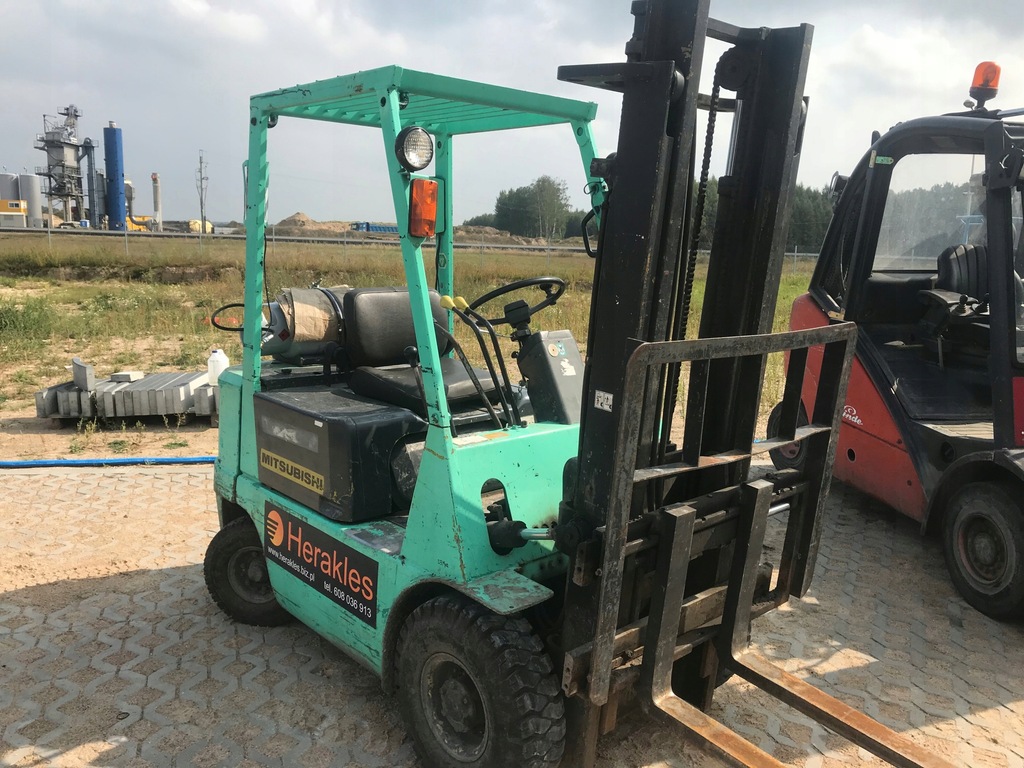 Wózek widłowy MITSUBISHI FG15
