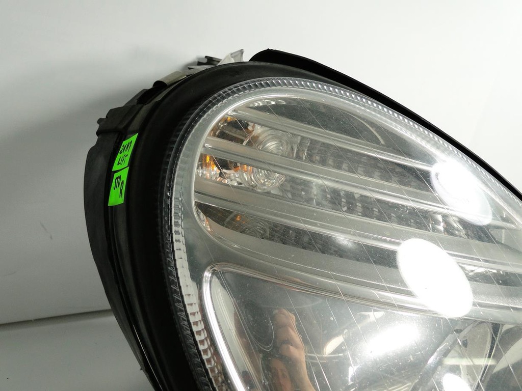 MERCEDES W211 LAMPA REFLEKTOR PRAWY PRZÓD LIFT H7
