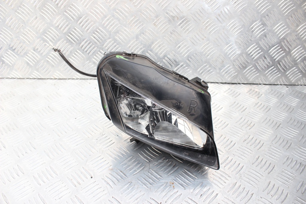 HONDA CBR 600 RR LAMPA PRAWA PRZEDNIA REFLEKTOR