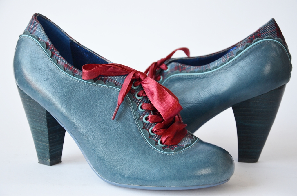 Buty POETIC LICENCE (SKÓRA BDB) r.39