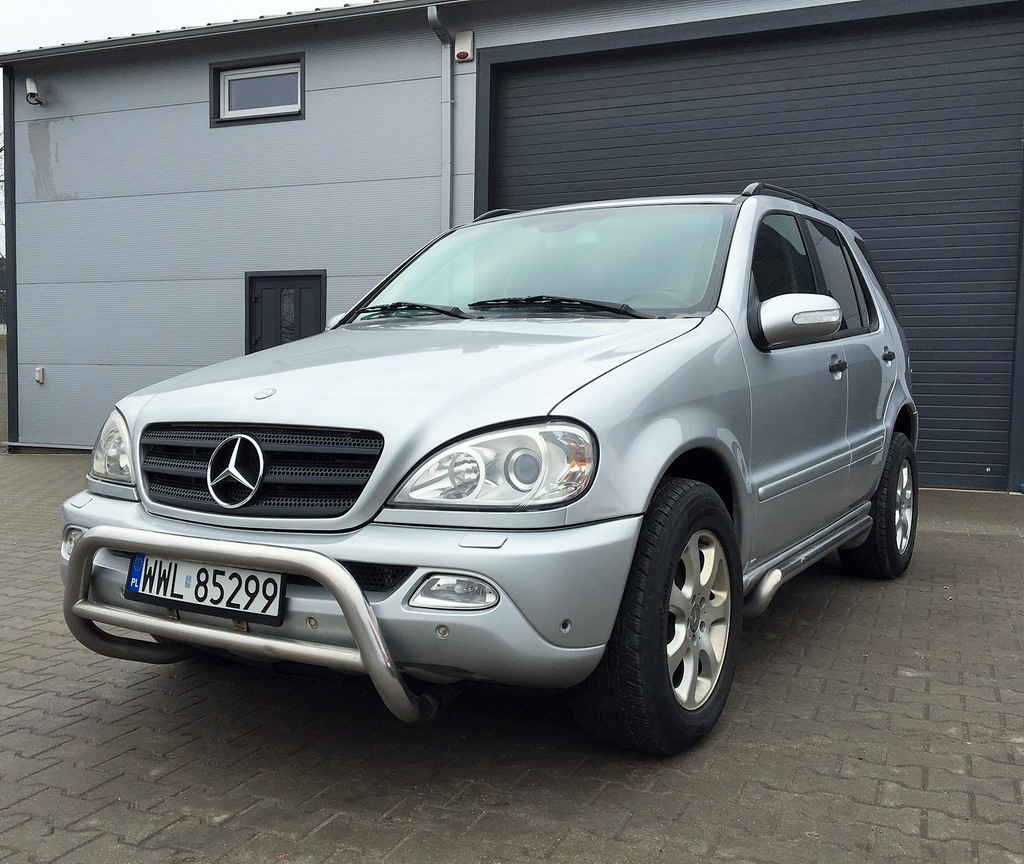 MercedesBenz ML 270 CDI 2003 rok