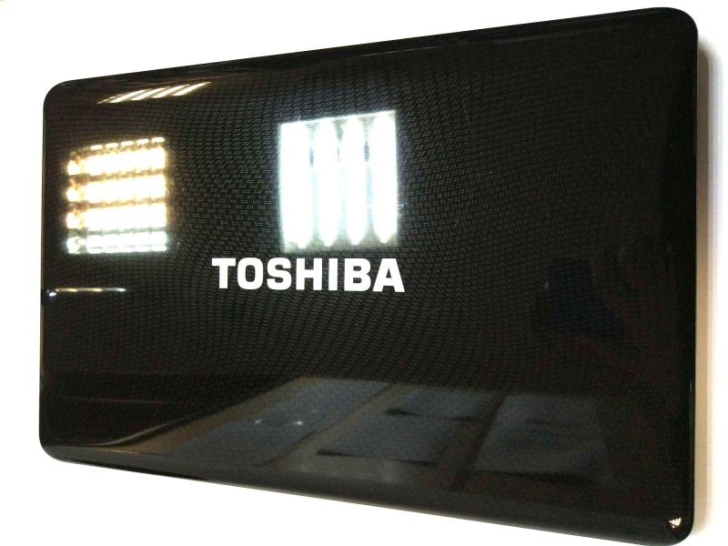 TOSHIBA L650 D-14G 6GB RAM , AMD
