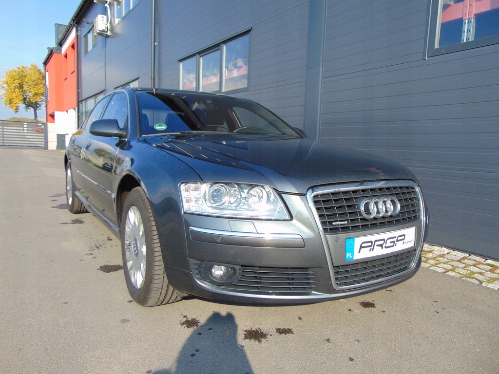 Audi A8 D3 quattro 4.2 TDI automat alcantara
