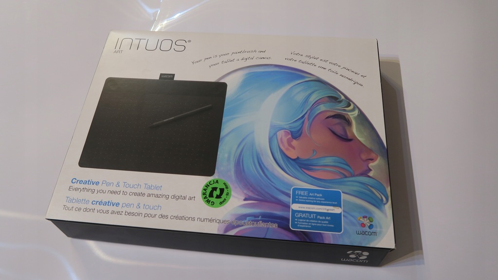 Tablet graficzny WACOM INTOUS M czarny