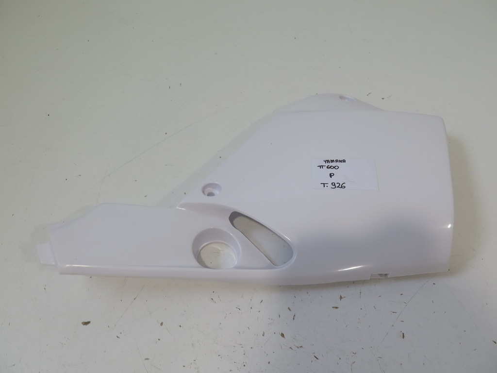 Ogon Zadupek Owiewka YAMAHA TT 600  NOWY  PRAWY