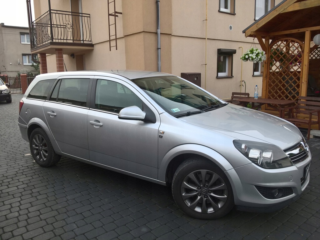 Opel astra h 2010