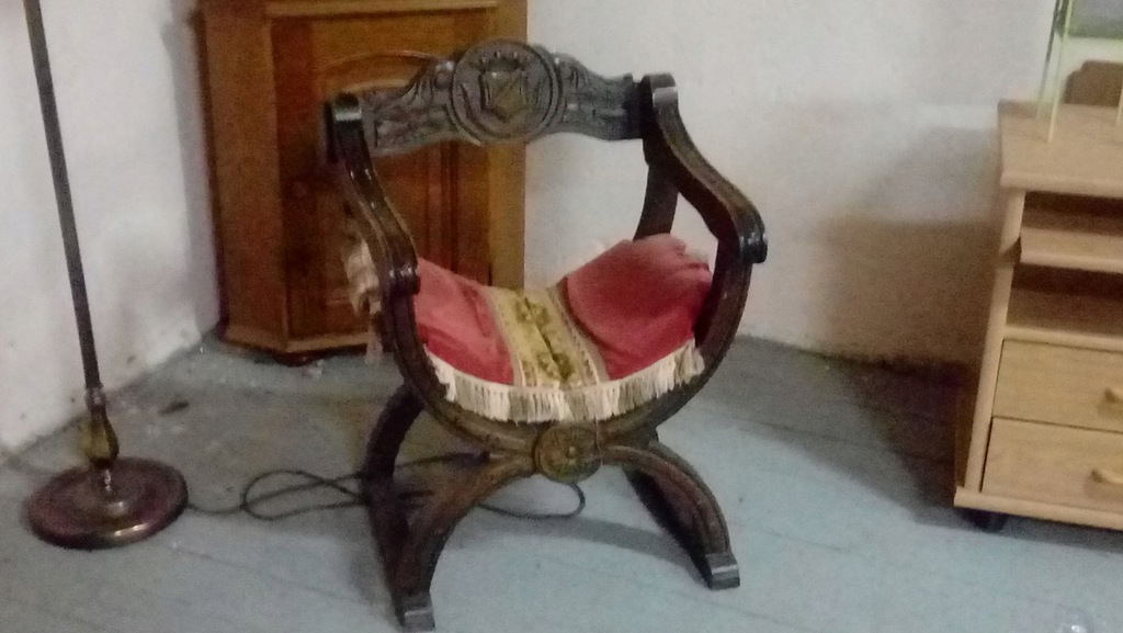 fotel tron rzynski krzesło jrzyżak