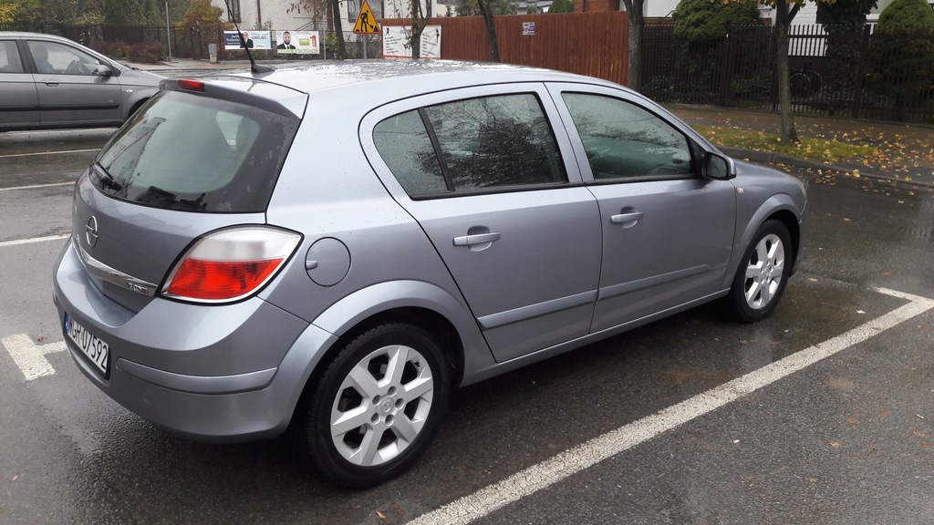 Opel astra h 2004