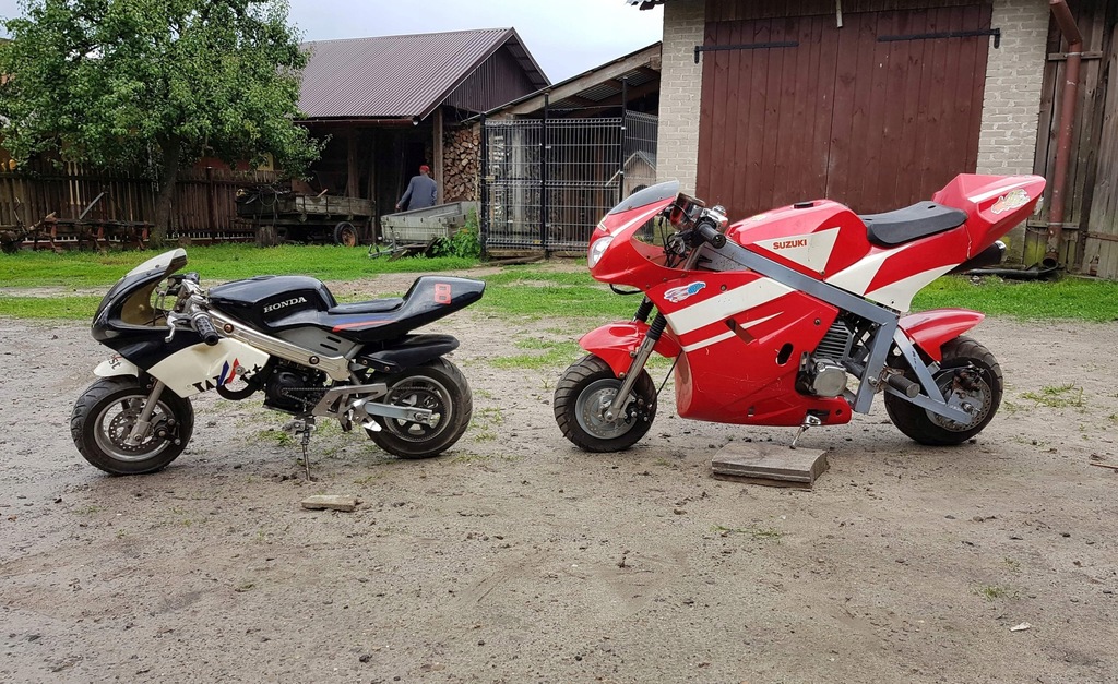 Czerwony Big (mini) ścigacz SUZUKI x1 rzadkość