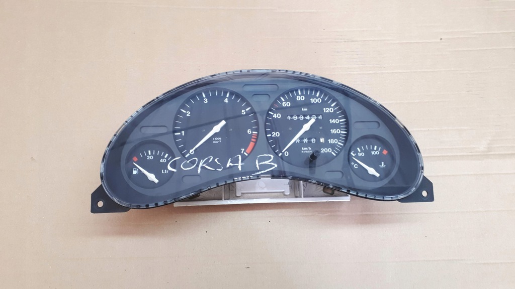 OPEL CORSA B 1.0 12V LICZNIK OBROTOMIERZ
