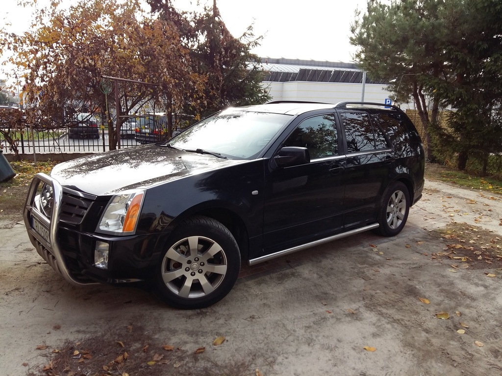 Sprzedam samochód osobowy Cadillac SRX