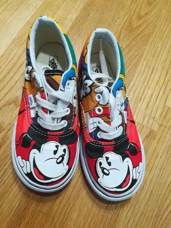 vans mickey