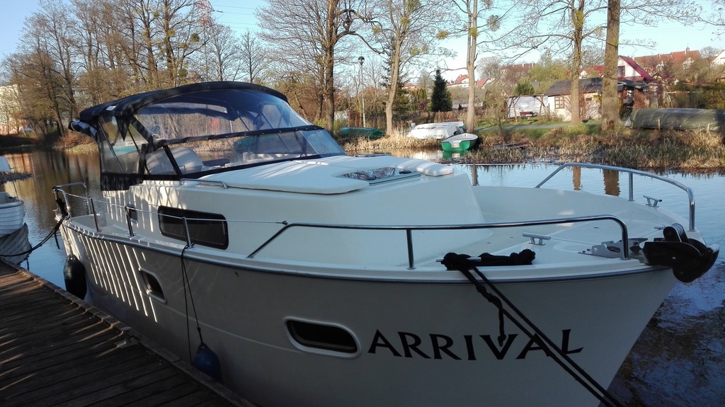 CZARTER JACHTU NAUTIKA 830 MAZURY LIPIEC SIERPIEŃ