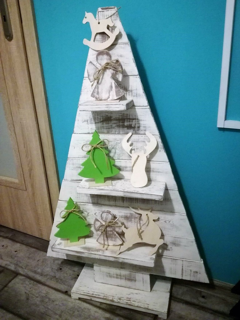 Choinka drewniana z półkami ręcznie robiona 105 cm
