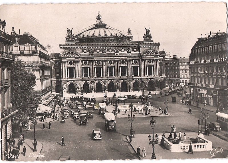 FRANCJA - PARYŻ - OPERA + STARE AUTA - 1945R
