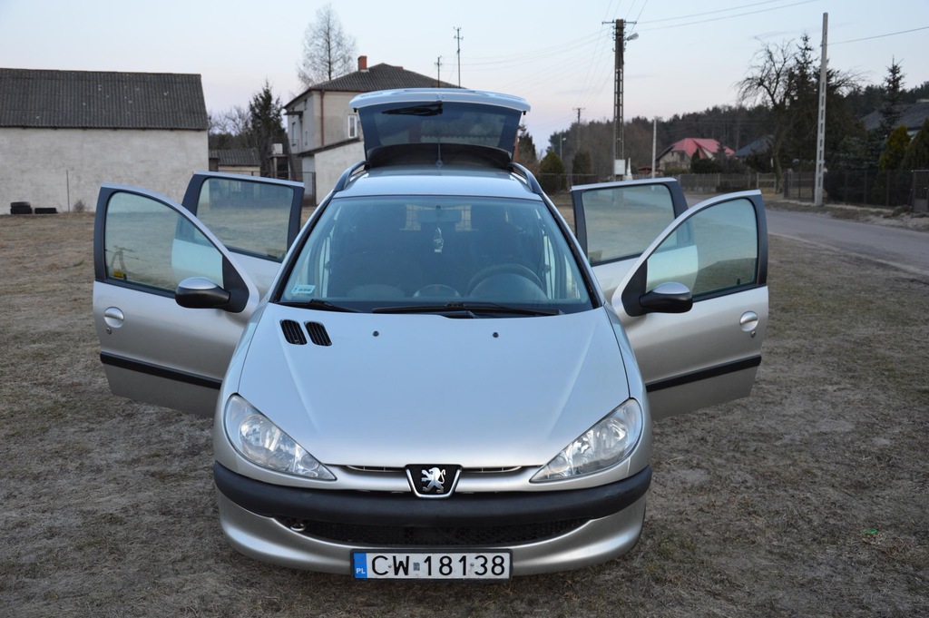 PEUGEOT 206 SW   1.1 BENZYNA