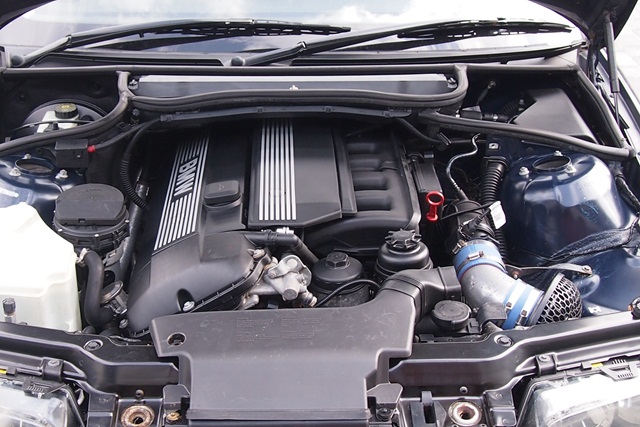 SILNIK BMW E46 323 E39 523 2.5 170km M52