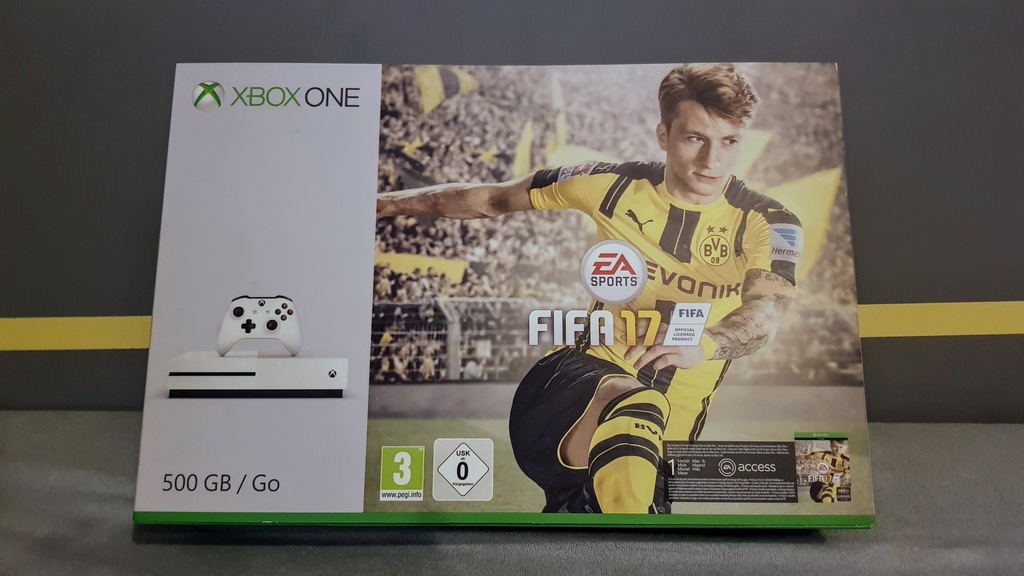  Konsola Xbox One S + FIFA 17 + 1M EA Access