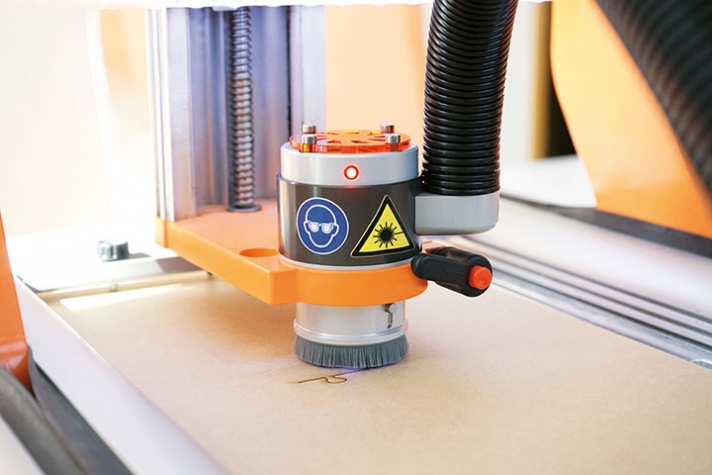 Ploter laserowy CNC Stepcraft 2/420 - tnący, graw
