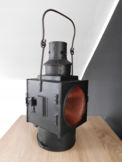 Lampa kolejowa, naftowa.