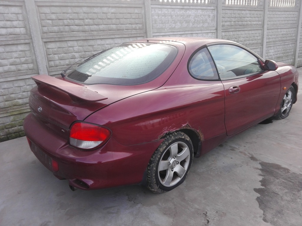 Hyundai coupe rd2